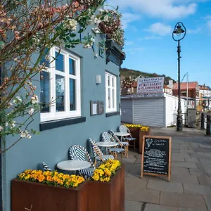 The Marine & Restaurant Whitby
